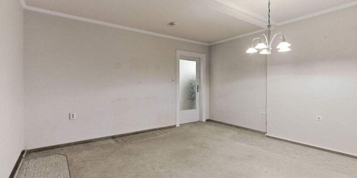 Etagenwohnung Gröditz - 3 Zimmer, 60 m&sup2;, 39.900&euro; | Angebot:25820277