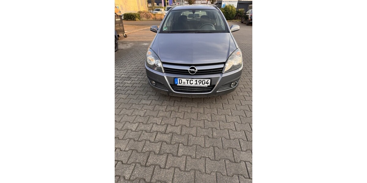 Opel Astra H 158.000 km 3.590 &euro; Düsseldorf 40213