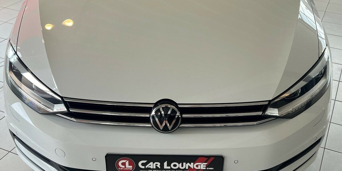 VW Touran Comfortline BMT Start-Stopp 7 Sitzer *Pano* 75.850 km 27.499 € Mainz-Kostheim 55246