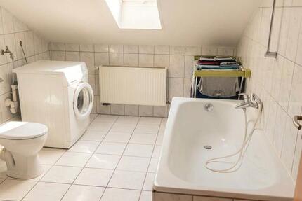 Wohnung Dillenburg - 3 Zimmer, 81 m&sup2;, 655&euro; | Angebot:24978433