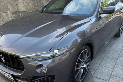 Maserati Levante 39.990 km 39.999 € Hahnstätten 65623