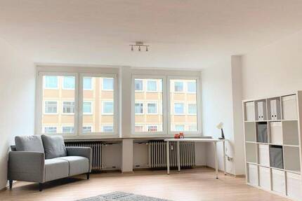 Zimmer Nürnberg Glockenhof - 260&euro; | Angebot:26343815