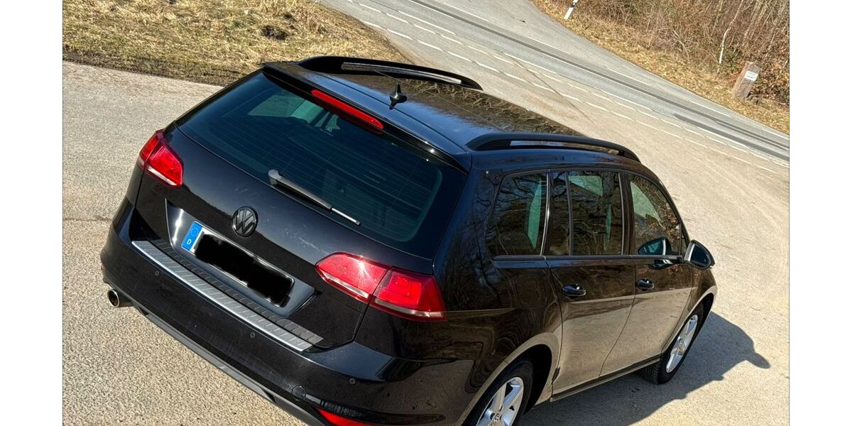 VW Golf 144.837 km 12.500 &euro; Pinnow OT Godern 19065