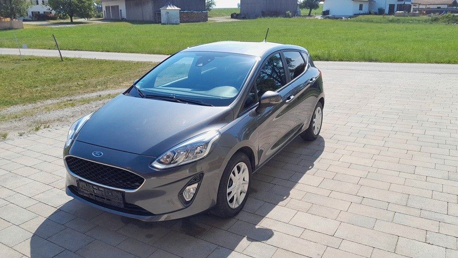 Ford Fiesta 61.820 km 9.590 &euro; Taching 83373