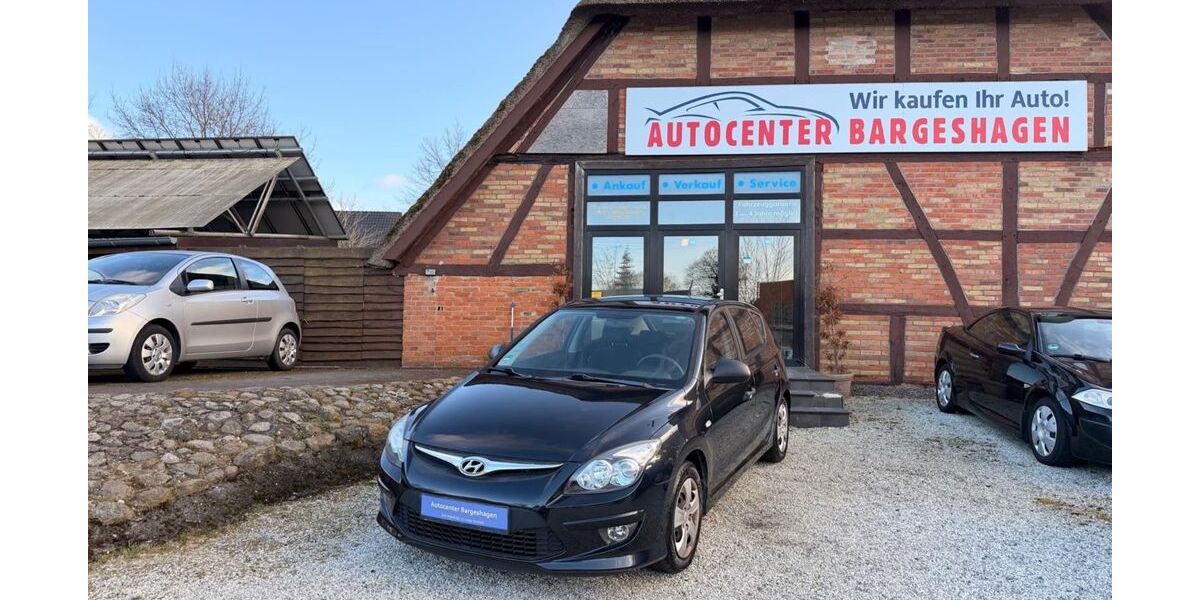 Hyundai i30 114.000 km 5.699 &euro; Bargeshagen 18211