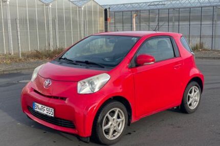 Toyota IQ 229.000 km 2.150 &euro; Tannenbusch 53119