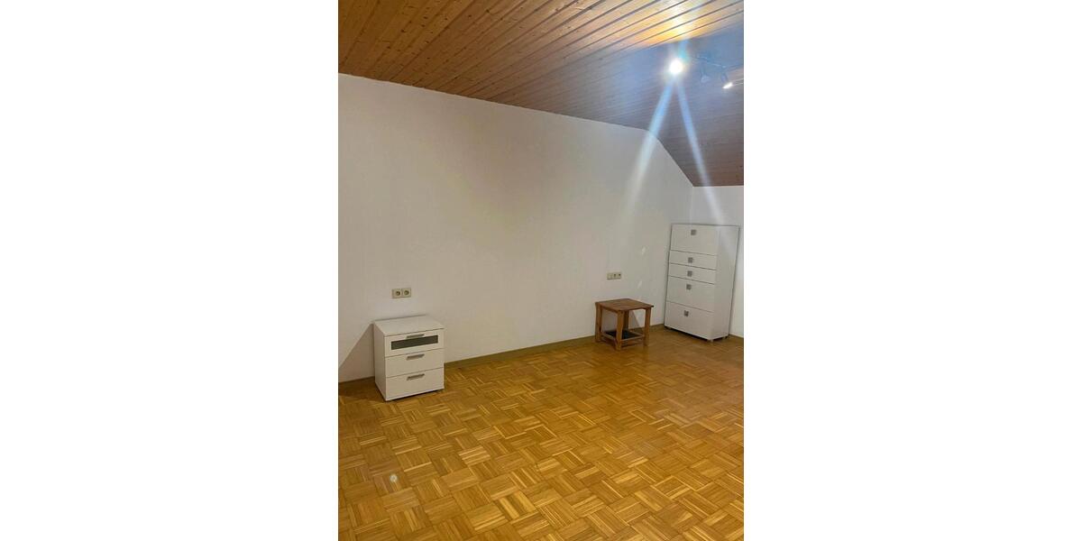 Ihr neues Zuhause unter dem Dach – 4.5 Zimmer zum Wohlfühlen 4.5 zimmer