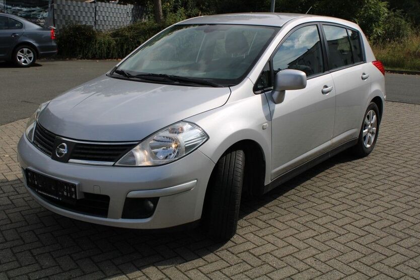 Nissan Tiida 177.865 km 1.500 € Plauen 08529
