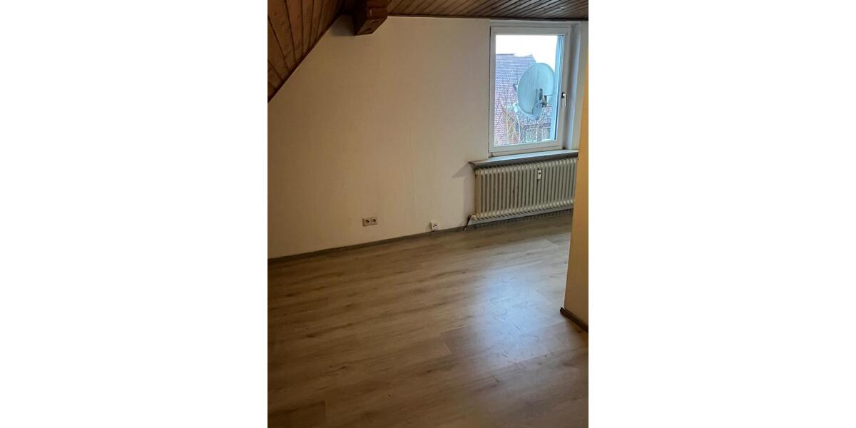 Dachgeschoßwohnung Nabburg - 1 Zimmer, 29 m&sup2;, 215&euro; | Angebot:26403659