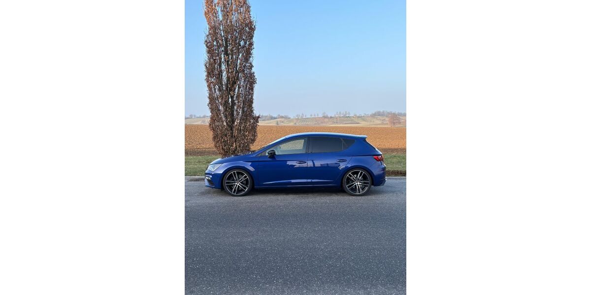 Seat Leon 92.000 km 20.100 &euro; Bretzfeld 74626