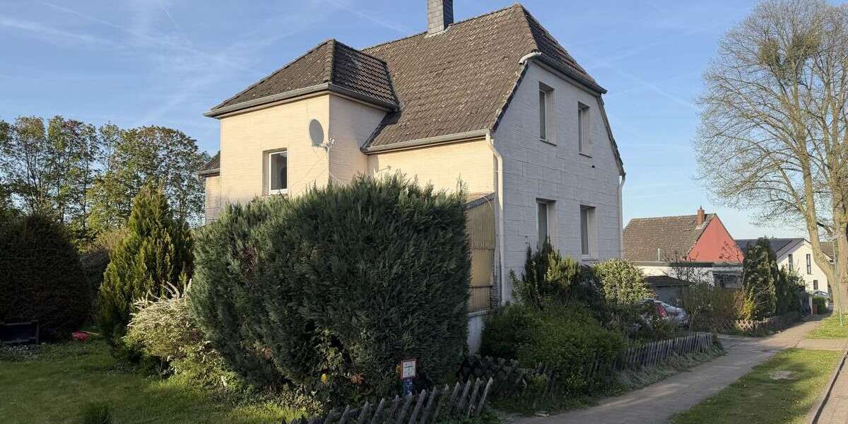 Einfamilienhaus Bad Nenndorf / Waltringhausen Waltringhausen - 6 Zimmer, 139 m&sup2;, 350.000&euro; | Angebot:26319459