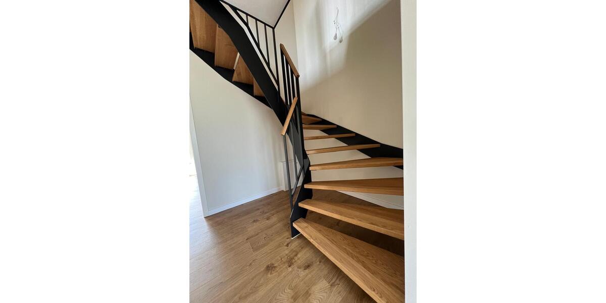 Doppelhaushälfte Bremervörde - 4 Zimmer, 140 m&sup2;, 1.600&euro; | Angebot:25236575