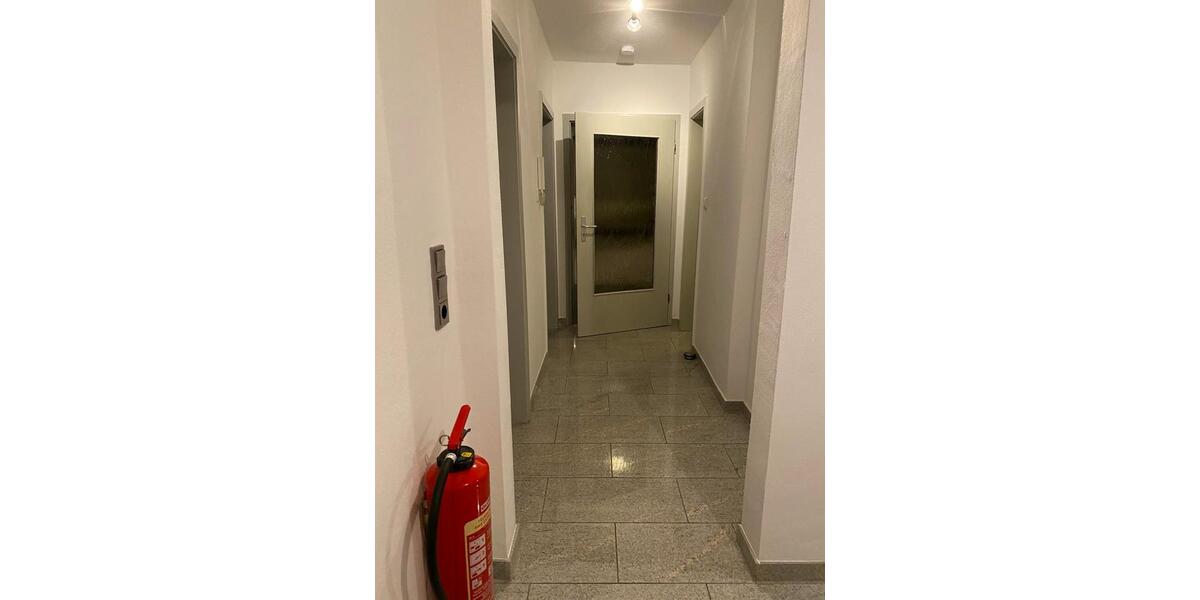 Etagenwohnung Sundern (Sauerland) - 1 Zimmer, 70 m&sup2;, 680&euro; | Angebot:26250306