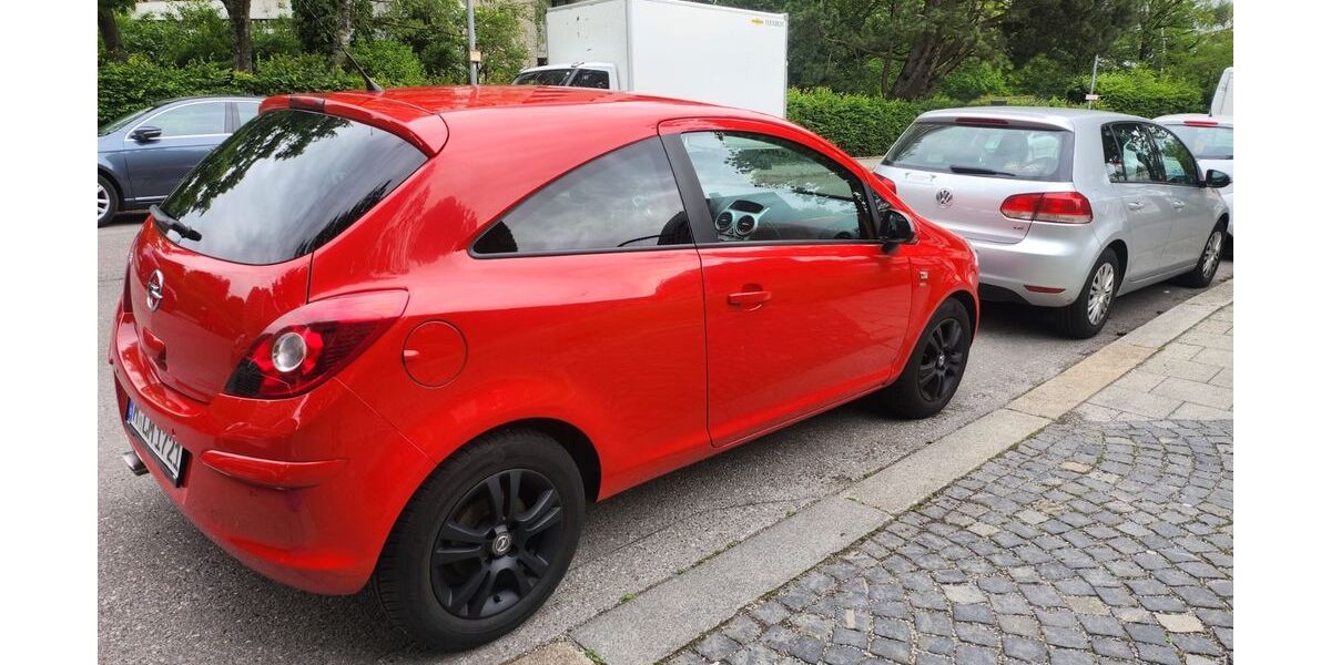 Opel Corsa 175.116 km 3.600 &euro; München 81477