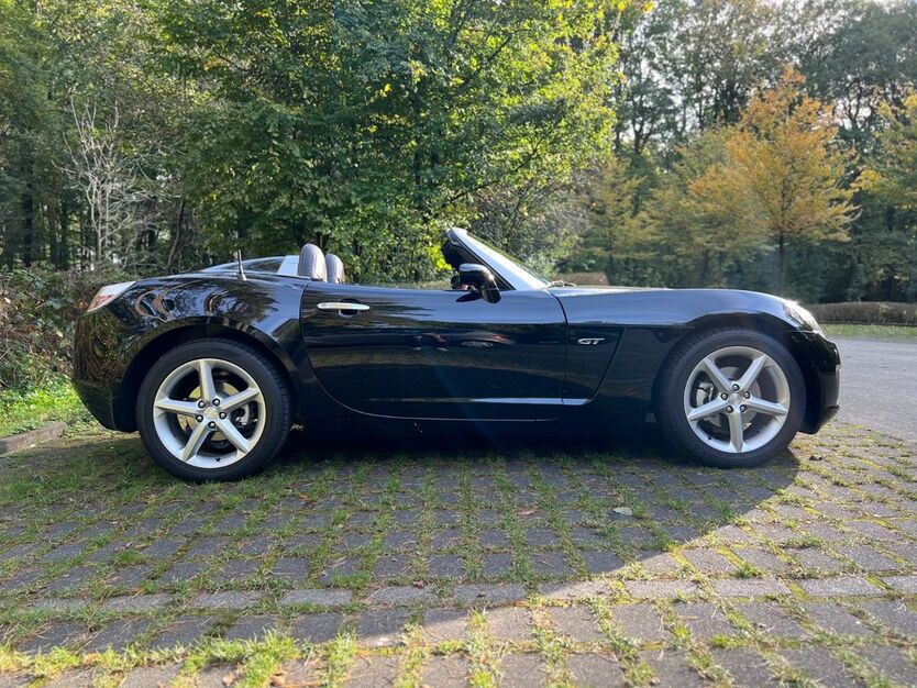 Opel GT 32.650 km 18.900 € Borken 46325