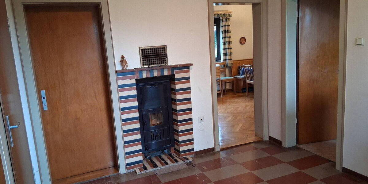 Mehrfamilienhaus, Wohnhaus Korbach Helmscheid - 7 Zimmer, 130 m&sup2;, 349.000&euro; | Angebot:26128048