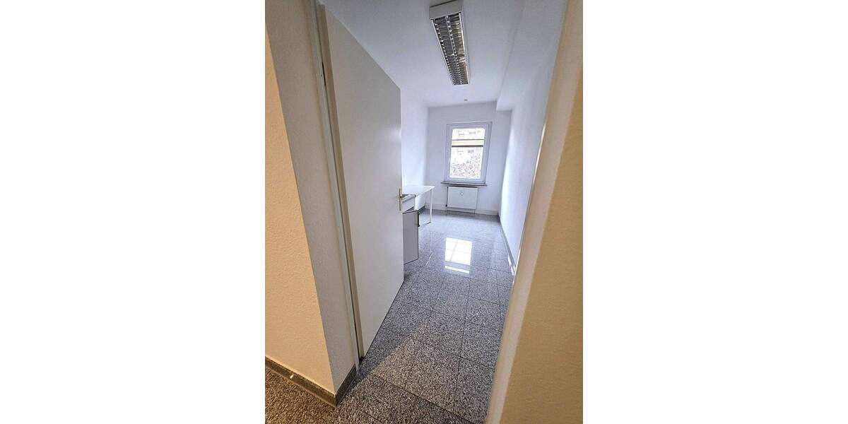 Mehrfamilienhaus, Wohnhaus Hanau Innenstadt - 4 Zimmer, 72 m&sup2;, 950&euro; | Angebot:24823660