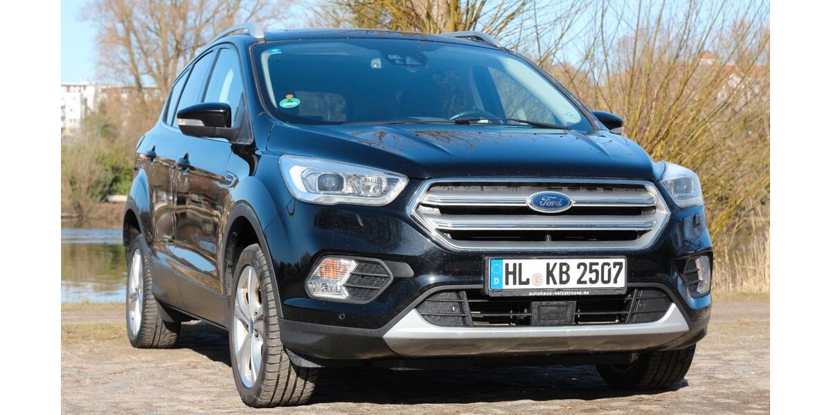 Ford Kuga 123.747 km 15.800 &euro; Lübeck 23560