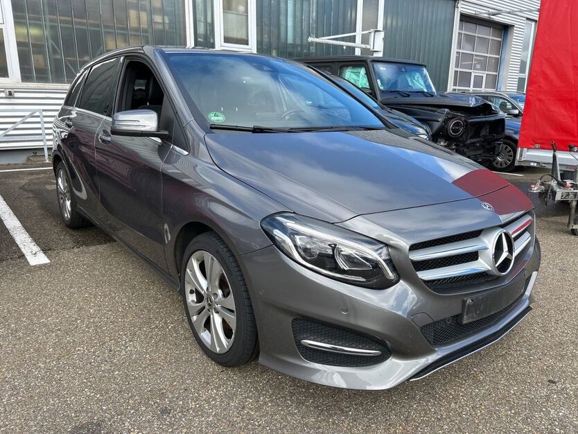 Mercedes-Benz B 220 118.500 km 19.800 € Weilheim 79809