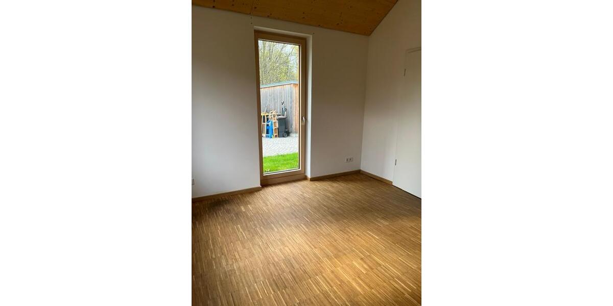 Bungalow Chemnitz Klaffenbach - 5 Zimmer, 150 m&sup2;, 2.050&euro; | Angebot:26461270