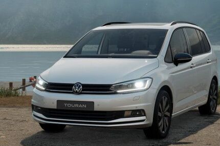 VW Touran 2.650 km 46.990 &euro; Hamburg 21029