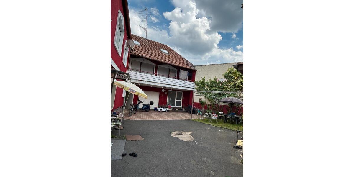 Mehrfamilienhaus, Wohnhaus Niederwerrn - 9 Zimmer, 243 m&sup2;, 420.000&euro; | Angebot:26942074