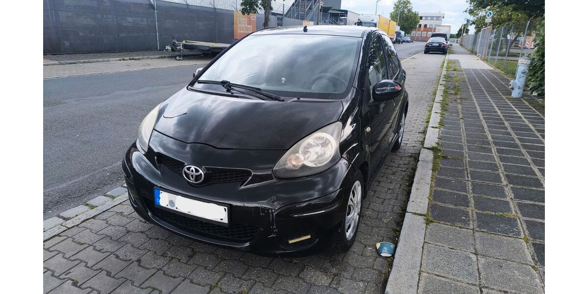 Toyota Aygo (X) 202.000 km 1.800 &euro; Nürnberg - Weststadt 90431