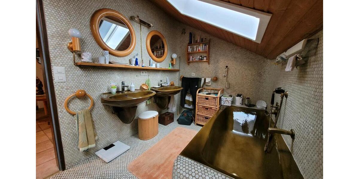 Dachgeschoßwohnung Drachselsried - 5 Zimmer, 120 m&sup2;, 295.000&euro; | Angebot:27084579