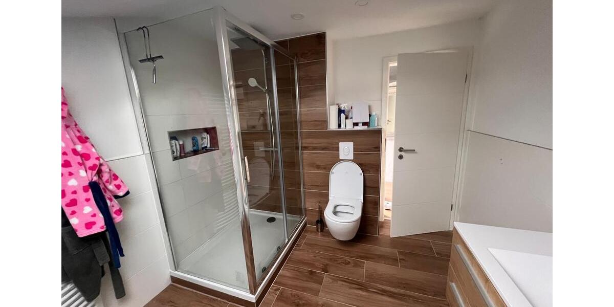 Dachgeschoßwohnung Illingen - 5 Zimmer, 110 m&sup2;, 850&euro; | Angebot:26302678
