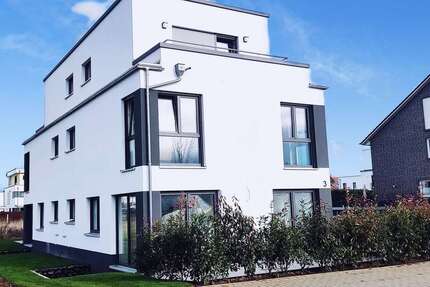 Haus Hochheim am Main - 6 Zimmer, 158 m&sup2;, 3.320&euro; | Angebot:26630767