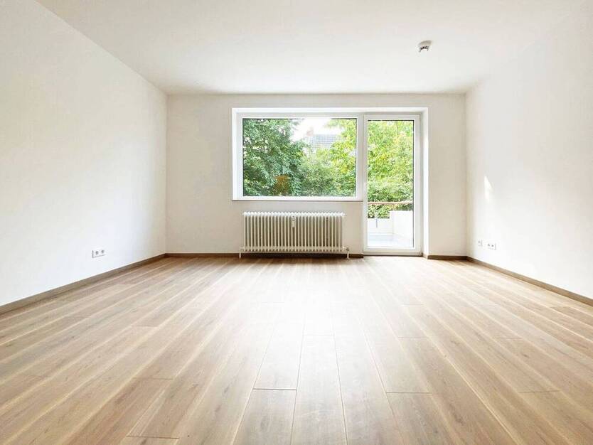 Fesenfeld Lichtdurchflutete SingleWohnung mit Balkon