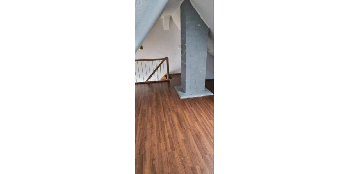 Maisonettenwohnung Wellendingen - 4.5 Zimmer, 160 m&sup2;, 1.200&euro; | Angebot:26469757