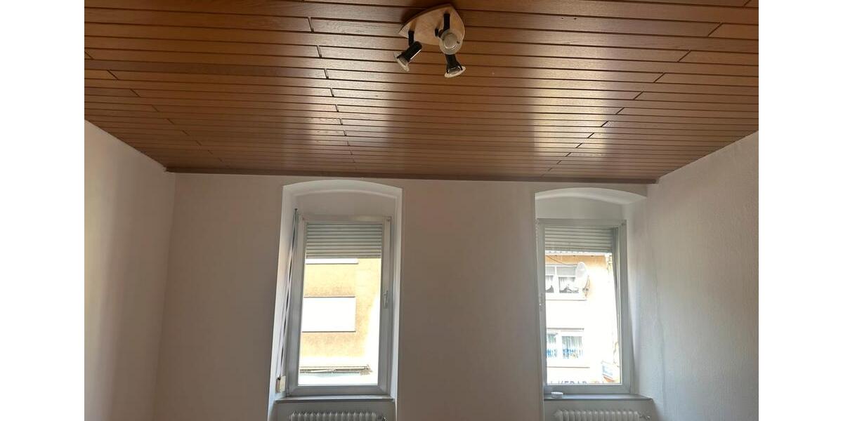Etagenwohnung Neunkirchen - 4 Zimmer, 120 m&sup2;, 850&euro; | Angebot:26407083