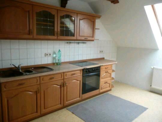 Dachgeschoßwohnung Werdau - 3 Zimmer, 76 m&sup2;, 707&euro; | Angebot:26350221