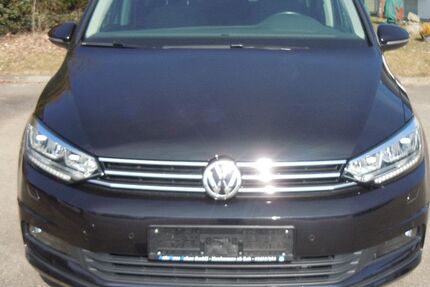 VW Touran 96.000 km 20.499 &euro; Neuhausen ob Eck 78579