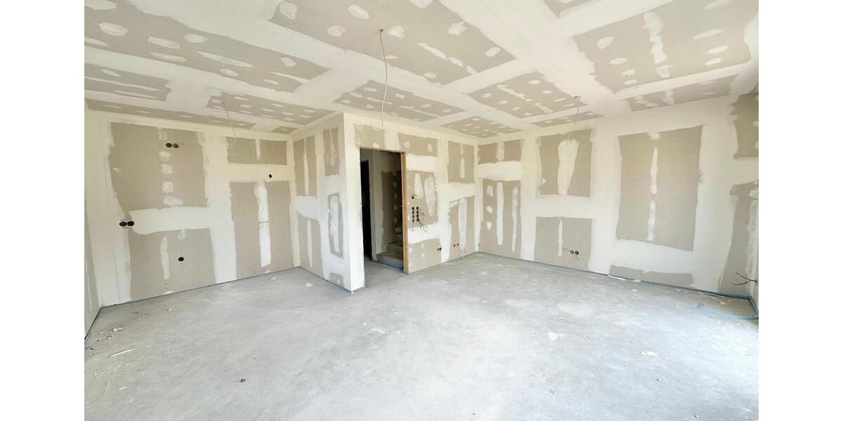 Rastede - Im Göhlen: Neubau-Reihenmittelhaus mit Einbauküche als Erstbezug 5 zimmer