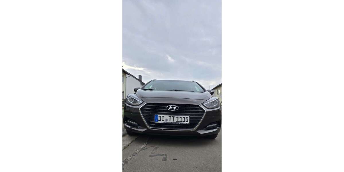 Hyundai i40 150.000 km 11.199 &euro; Winnweiler 67722