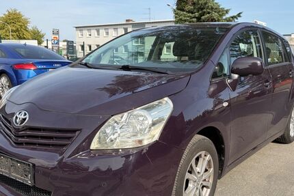 Toyota Verso 67.802 km 5.990 &euro; Dietzenbach 63128
