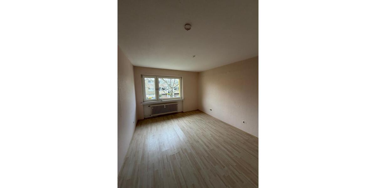 Etagenwohnung Bochum Bochum-Südwest - 4 Zimmer, 91 m&sup2;, 670&euro; | Angebot:24992522