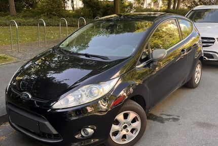 Ford Fiesta 155.000 km 3.800 &euro; Wiesbaden 65185