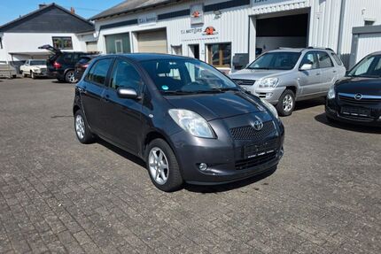 Toyota Yaris 186.000 km 3.000 &euro; Gösenroth 55624