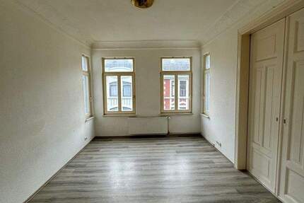 Mehrfamilienhaus mit enormen Entwicklungspotenzial zimmer