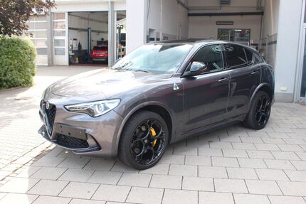 Alfa Romeo Stelvio 75.000 km 42.900 &euro; Weilheim 82362