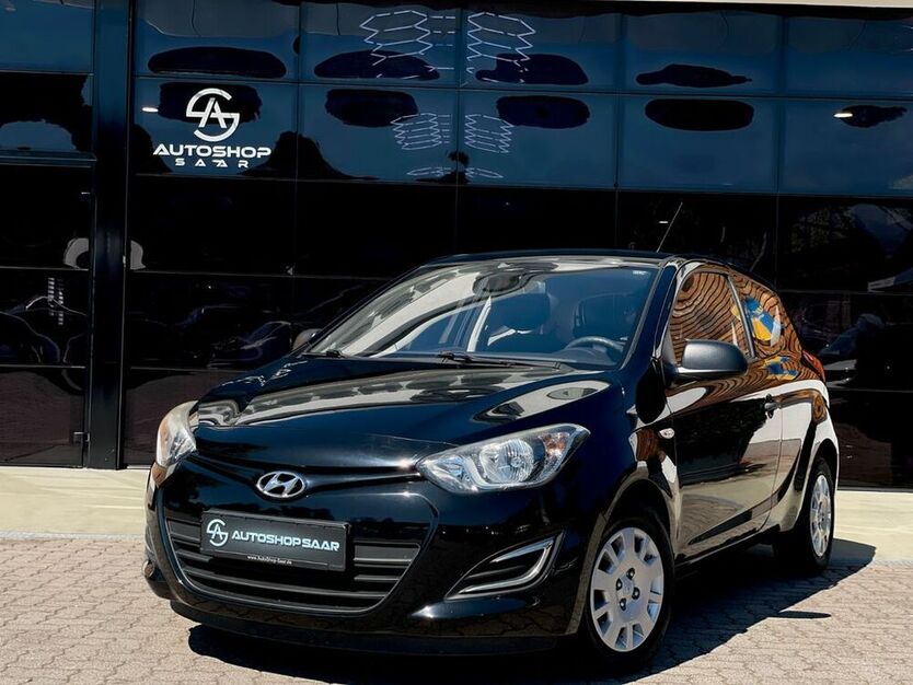 i20