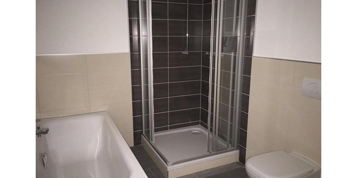 Etagenwohnung Lauta - 2 Zimmer, 65 m&sup2;, 467&euro; | Angebot:26351158