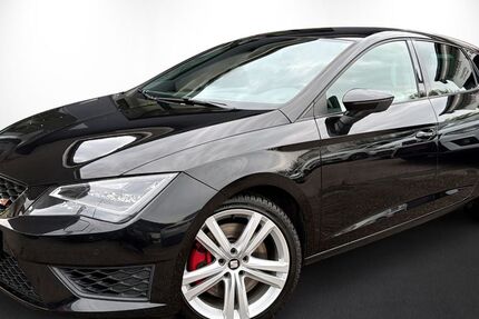 Seat Leon 121.600 km 16.990 € Freilassing 83395