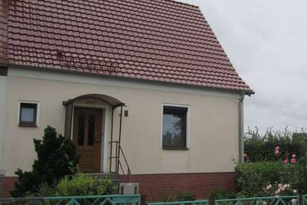 Haus zum Kaufen in Neuzelle 145.000 € 95 m² 4 zimmer