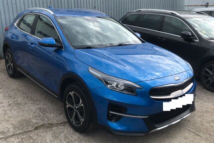 Kia XCeed 107.300 km 15.600 € Berlin OT Charlottenburg 14059