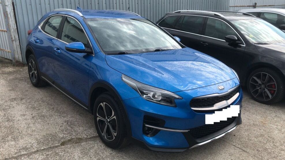 Kia XCeed 107.300 km 15.600 € Berlin OT Charlottenburg 14059
