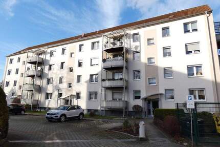 Wohnung Hoyerswerda - 3 Zimmer, 73 m&sup2;, 87.500&euro; | Angebot:25705314